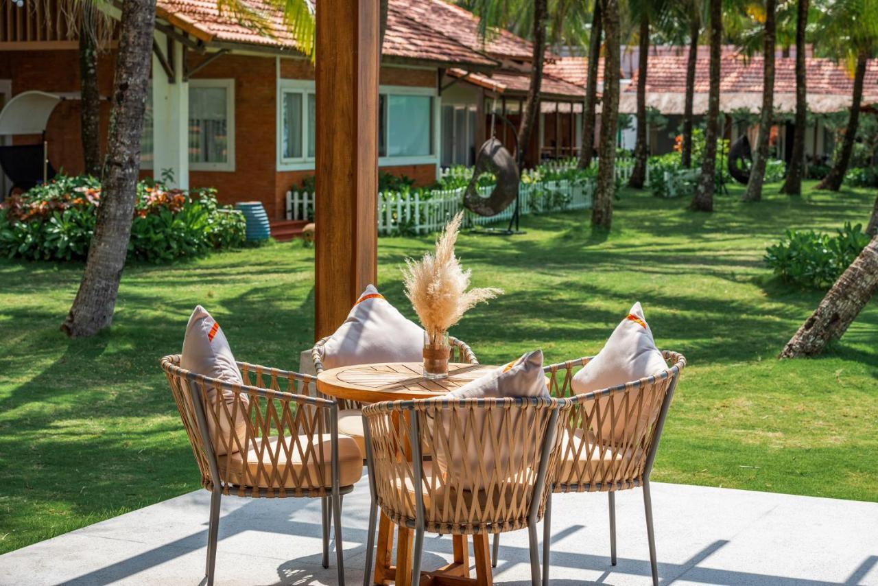 Famiana Resort & Spa - Breakfast Is Served As Brunch 6Am30 To 1Pm Фу Куок Екстериор снимка