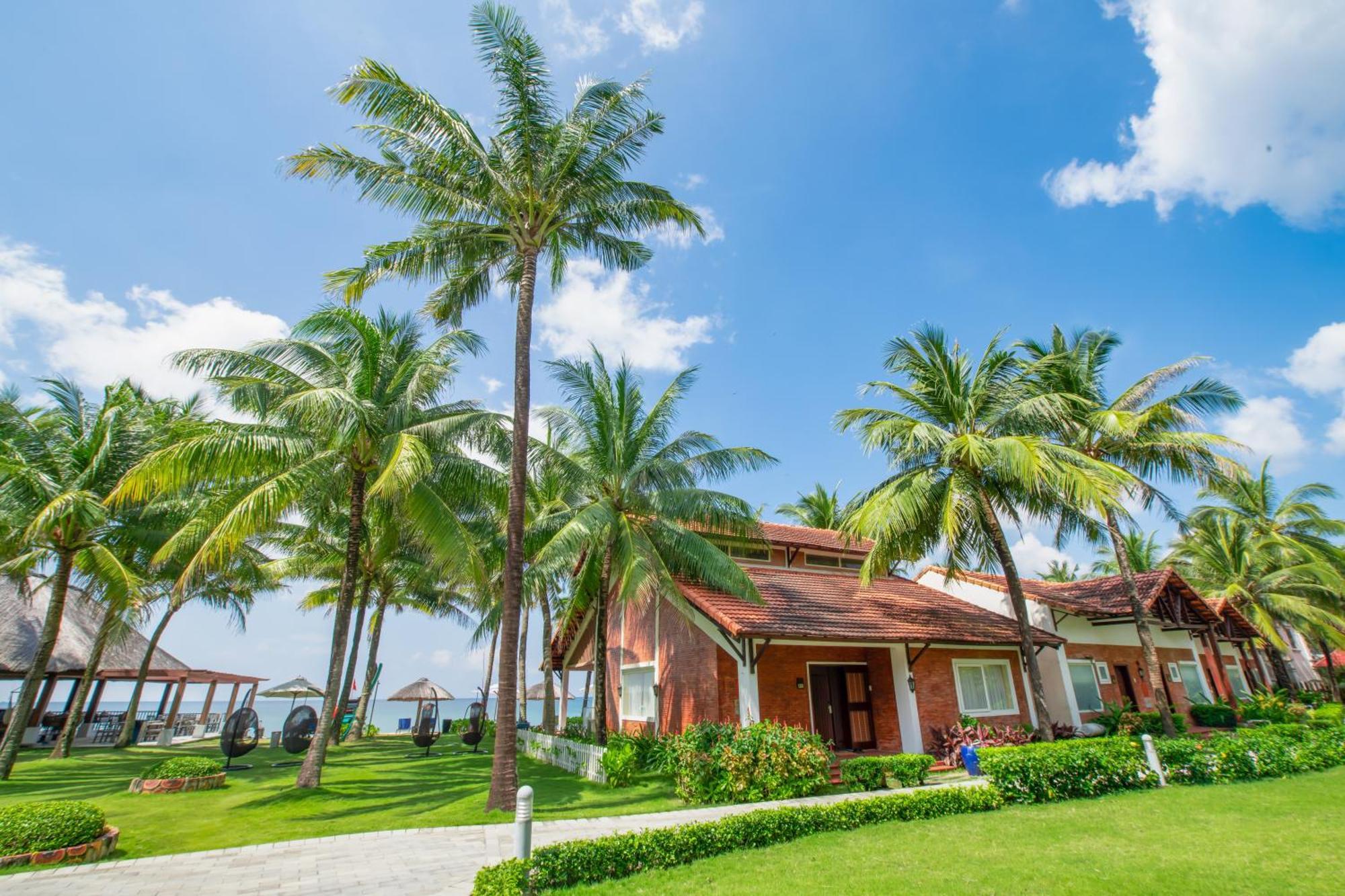 Famiana Resort & Spa - Breakfast Is Served As Brunch 6Am30 To 1Pm Фу Куок Екстериор снимка